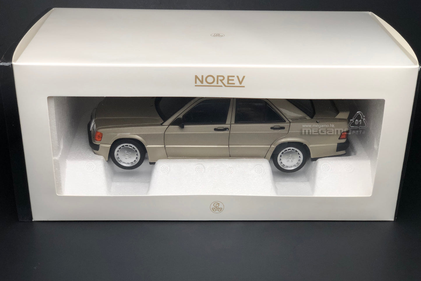 1/18 Norev Mercedes-Benz 190E 2.3-16 W201 Smoke Silver 1984 Diecast Full Open