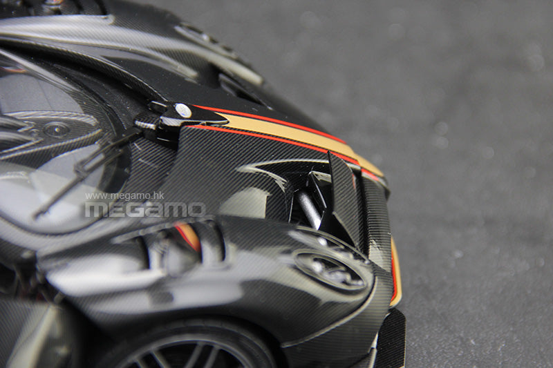 1/18 LCD Pagani Huayra Roadster BC Carbon Black Diecast Full Openings